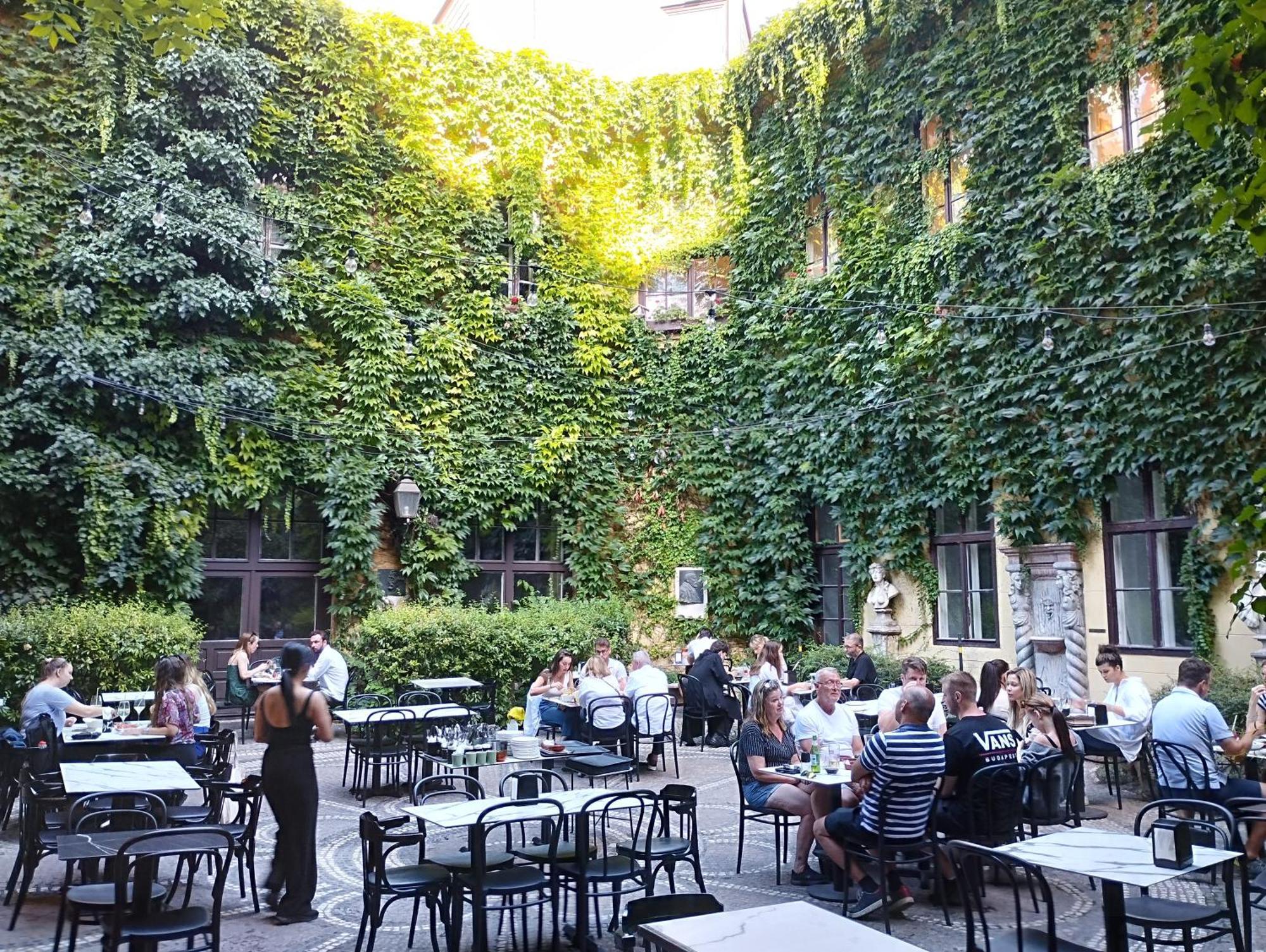 Free Parking, Balcony, Near To City Park Budapest Exterior foto